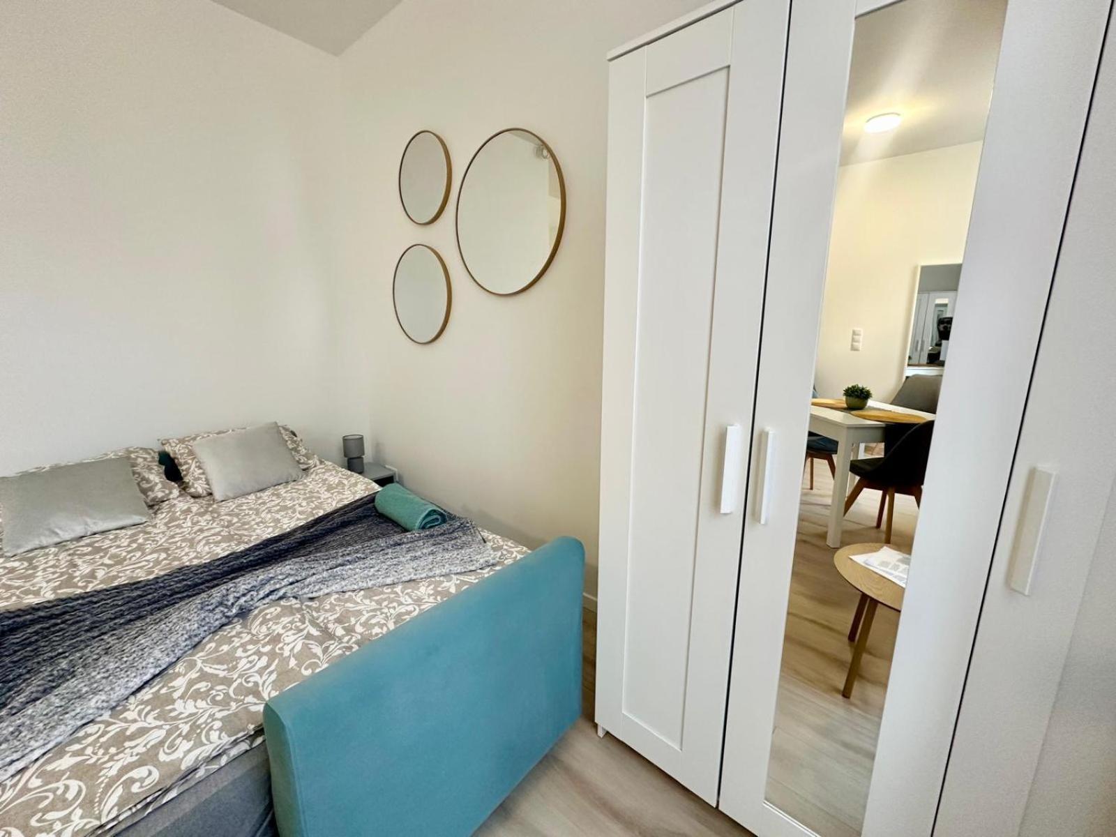 Apartment M17 *